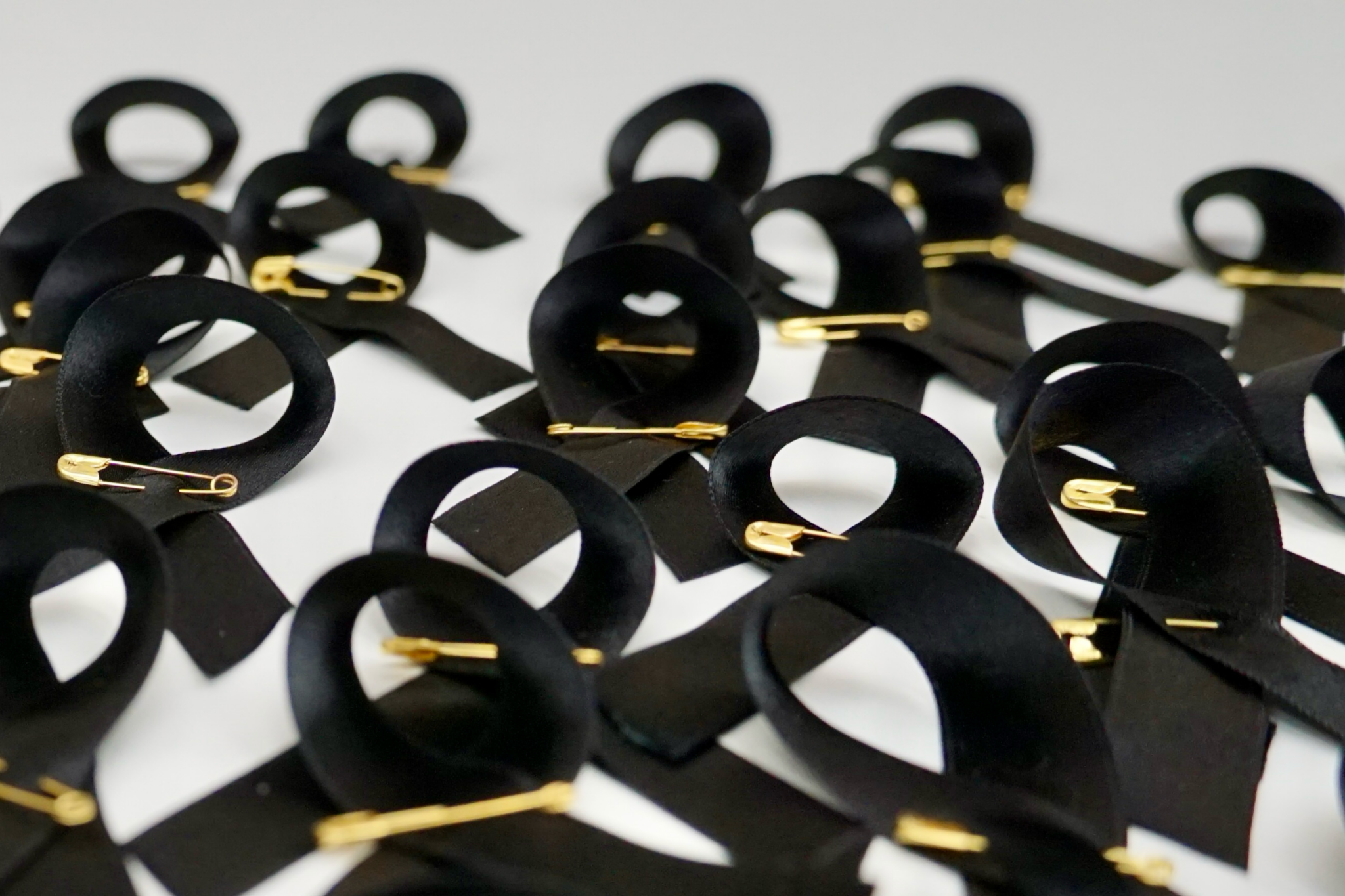 Black melanoma awareness ribbons