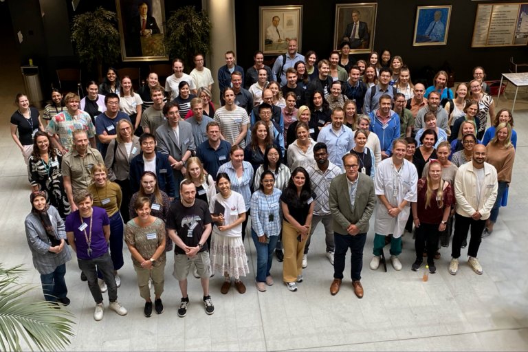 Over hundred participants of iCANDOC welcome event in a group photo